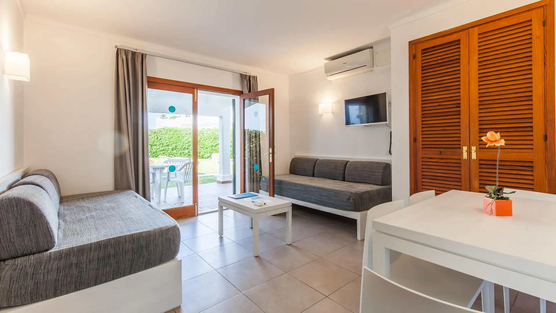 **** Aparthotel Bluesea Ses Cases D'Or Cala d'Or  Spain