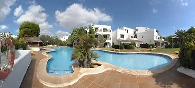 Bluesea Ses Cases D'Or Cala D´Or 4*,