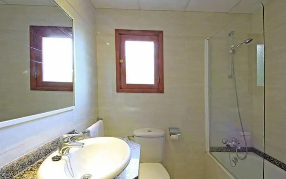Bluesea Ses Cases D'Or Cala D´Or Aparthotel