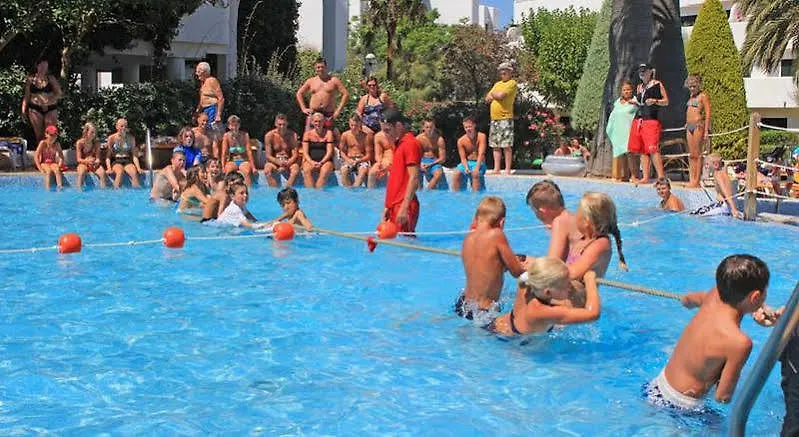 Bluesea Ses Cases D'Or Cala D´Or 4*,  Spanje